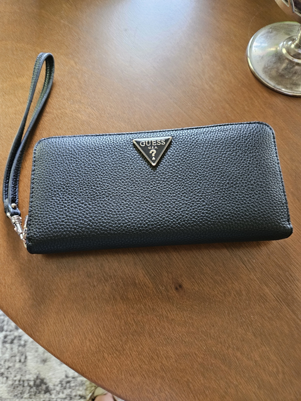 GUESS Black Textured Zip-Around Wristlet Wallet